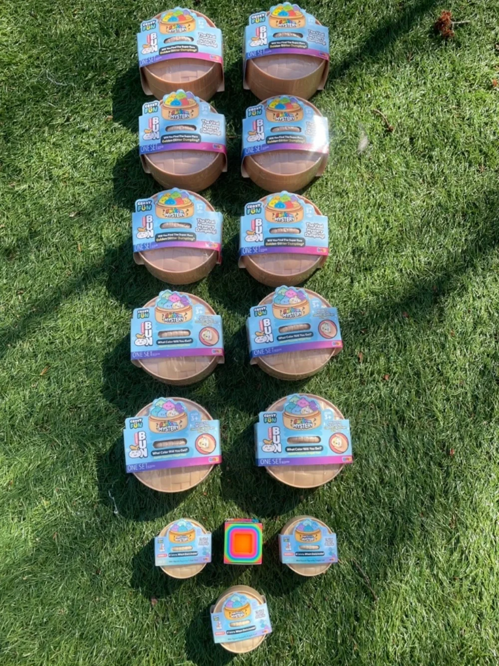 Lot of 10 Viral crazy fun squishy mystery dumplings w/free dumplings & Needoh!!! - Picture 2 of 2
